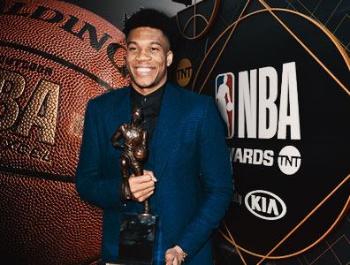 2019 年 NBA 頒獎典禮：2019 年 NBA 主要獎項完整名單（MVP、DPOY、ROY、COY 等）